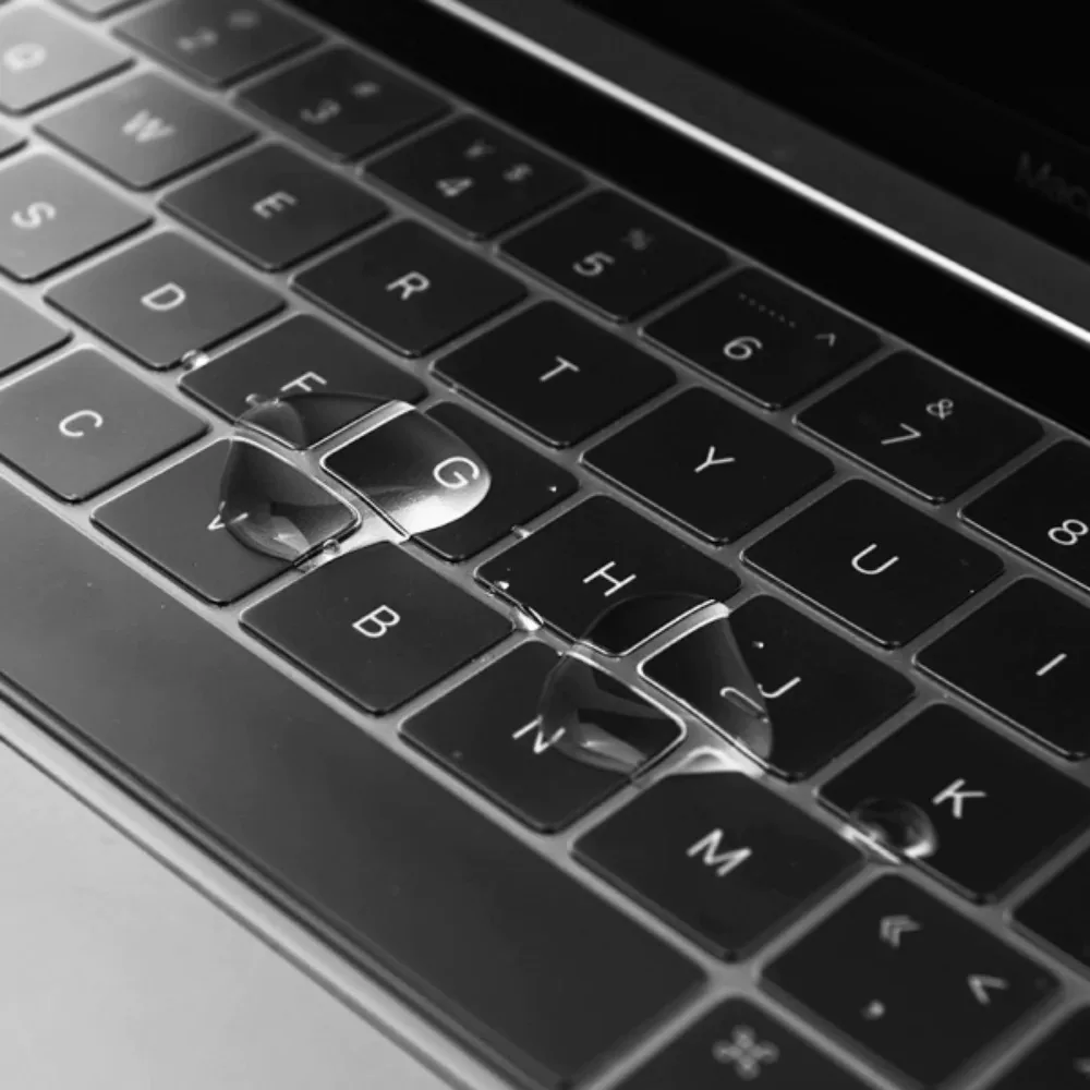 Protection Clavier Macbook Pro A1706 & A1990 (AZERTY) — vue 2